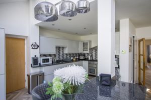 Photo 14- click for photo gallery